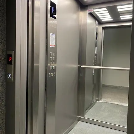 Modern For 4 Persons With Fast Wi-fi Apartmán Stara Zagora