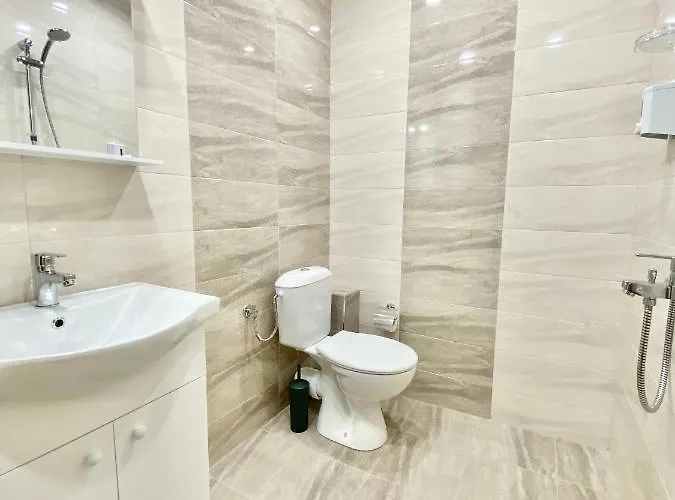 Modern For 4 Persons With Fast Wi-fi Apartament