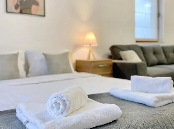 Modern For 4 Persons With Fast Wi-fi Apartament Stara Zagora